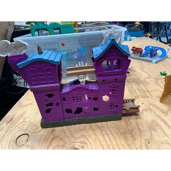 Matchbox Haunted House Hero City Sounds Blue Purple Toy Playset Mattel - Picture 4 of 5